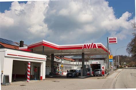 Hermes Paketshop Tankstelle AVIA: Ambergerstraße 101 in 